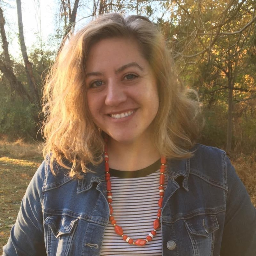 Meet your Posher, Adrienne